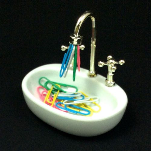 NEW WHITE MAGNETIC PAPER CLIP HOLDER SINK / FAUCET UNIQUE PLUMBER GIFT IDEA