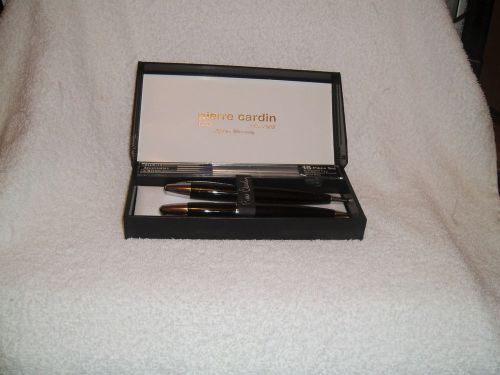 Pierre Cardin 15 piece pen/pencil set, Brand new, Gift Box included