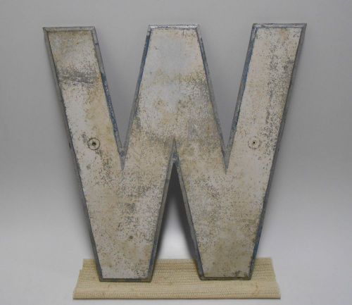 Letter W Wagner 23.5&#034; Big Vtg Sign Letter Marquee Aluminum Industrial Salvage