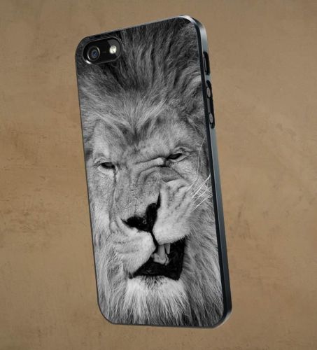 White Black Retro Cute Lion Samsung and iPhone Case