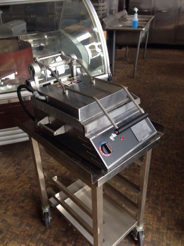 Star pro max GR14B electric sandwich griddle panini grill Used