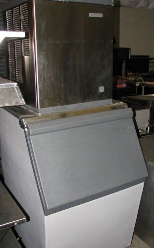 Scotsman cme306as-1b 420 lb. air cooled cuber ice machine for sale