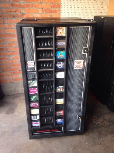 Frigidaire Candy/Soda Vending Machine