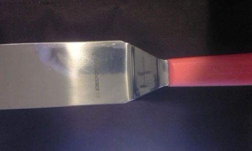 (1) 8 by 3-Inch Turner. Sani-Safe by Dexter Russel. Textured Red Handle