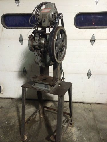 Small Niagara 101 Obi Flywheel Punch Press On Stand. 110 V