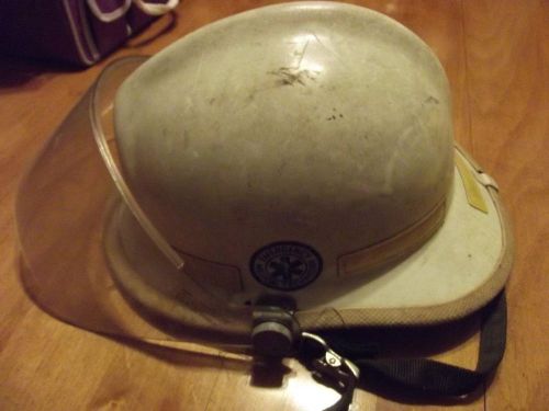 Cairns &amp; Bros 660 Phoenix Fire Helmet, White, With Face Shield