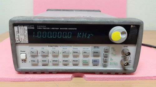 HP 33120A 15Mhz function/arbitrary waveform generator