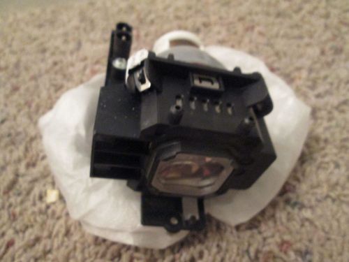 NEC REPLACEMENT LAMP FOR VT700