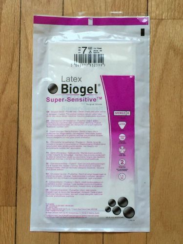 Lot of 19 ~ Biogel Super-Sensitive Size 7.0 REF# 82570