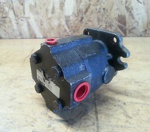 NOS Webster Hydraulic Motor M59B1E2,  Part No. 908-4