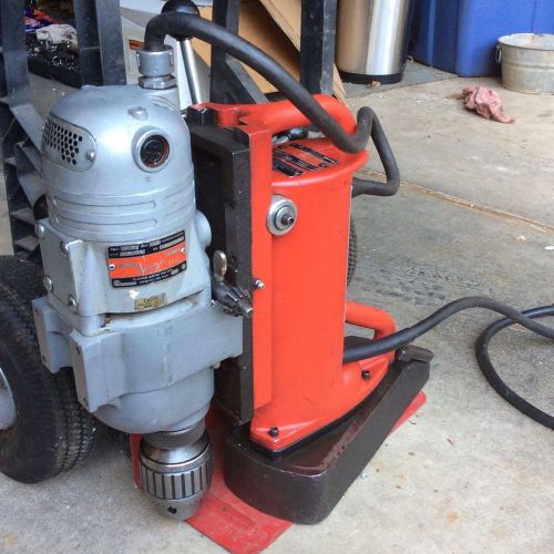 Milwaukee: Electromagnetic Drill Press