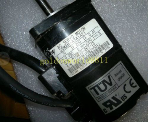 Yaskawa AC servo motor SGMAH-A3A1A21 good in condition for industry use