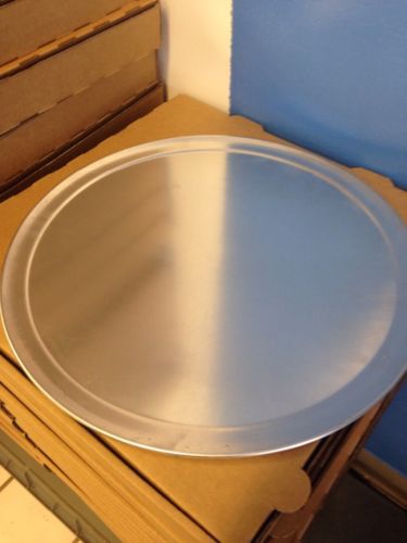 Lot of 6 New 16&#034; pizza serving pans trays