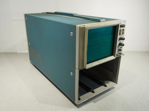 Tektronix 5111 Storage Oscilloscope Frame/CRT Only Powers Up AS IS