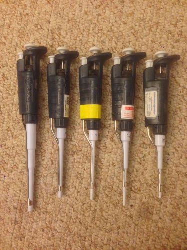 Set of Gilson Pipetman Pipette Pipettor (P10, P20, P100, P200 and P1000)