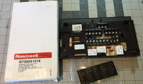 Honeywell Q7300A1018 Subbase for use With T7300 Thermostat