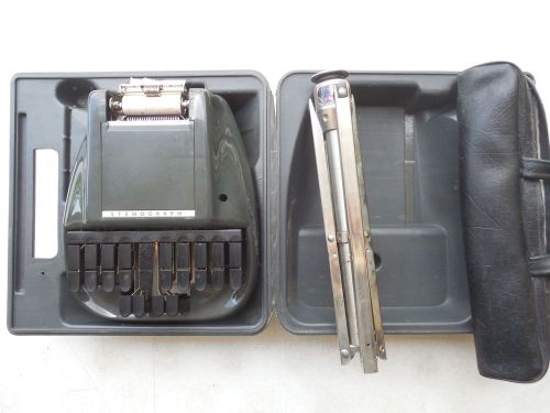 Stenograph Reporter Shorthand Machine w Hard Case and Stand  Court Reporting