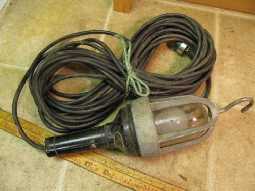 Vintage Stewart R Brown Mfg Co Model XP100XWU Hazardous Location Drop Light