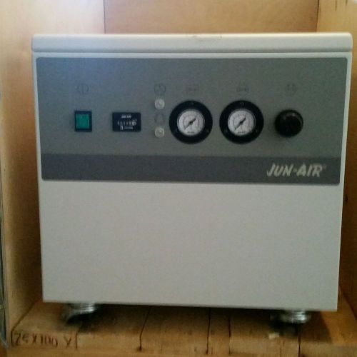 Jun-Air Laboratory Air Compressor