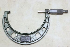 Mitutoyo 103-219  4-5 inch  .0001 micrometer