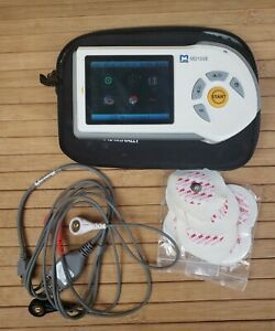 TESTED MD100E handheld ECG/EKG Monitor Color Screen, suction cups, case, bundle
