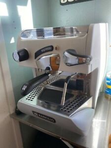 Rancilio Epoca S1 Espresso Machine - White With Nuova Simonelli grinder