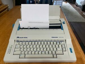 Adler-Royal Gabriele 100 SC Typewriter / No Keyboard Lid Tested Working