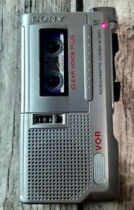 Sony Clear Voice Plus M-560V VOR Microcassette Recorder FOR PARTS