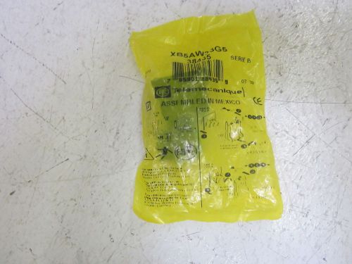 Telemecanique xb5aw33g5 ser.b green pushbutton 240vac *new in a factory bag* for sale