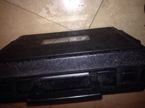 Omega OM-550A Handheld 5 Channel Datalogger with Case