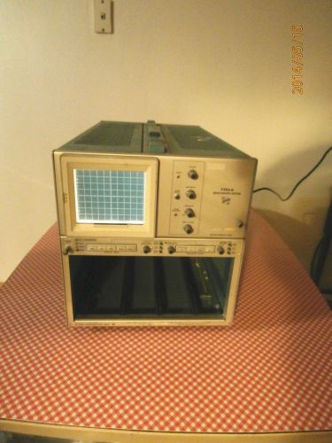 Tektronix 7704 A Oscilloscope System