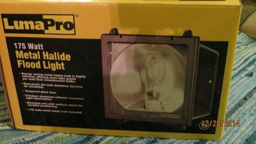 175 watt metal halide pulse start flood light fixture for sale
