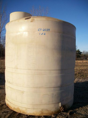 2300 gallon poly round tank (ct2039) for sale