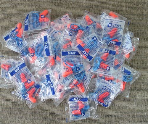100 Pair NEW Howard Leight Max Corded Ear Plugs Max-30/3301130