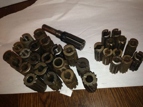 1 ARBOR TAPERS &amp; 20 SHELL REAMERS, &amp; 11 SMALLER SHELL REAMERS NO ARBOR
