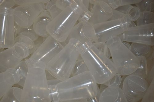 500 drosophila bottles round bottom, polypropylene, autoclavable 1-5/8&#034; opening for sale