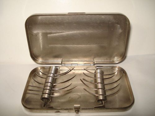 EARLY CASED SET OF 1800&#039;s DOCTOR&#039;S SUTURING NEEDLES