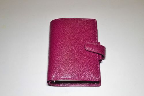 Filofax Mini Finsbury in Raspberry- Leather