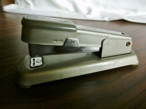 Nice Vintage Bates Stapler, model 88 - Desktop or Drawer