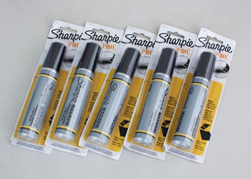 Sharpie Magnum Pro marker black 44101 new sealed lot of 5 (five)