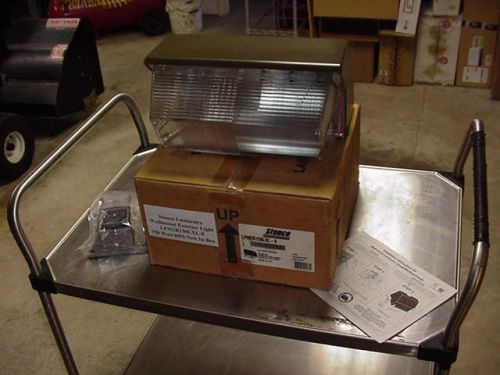 Stonco Luminaire Wallmount Exterior Light LPM2R150LXL-8 150 Watt NEW IN BOX!