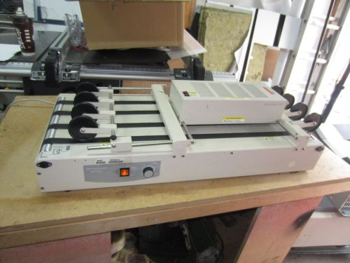 PITNEY BOWES W760 Mail Conveyor w/ PITNEY BOWES W853 Ink Dryer and Stacker