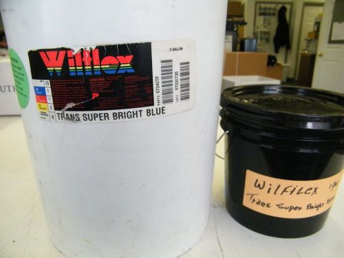 ONE GALLON OF BRITE BLUE PLASTISOL TRANSFER INK FOR SCREEN PRINTING