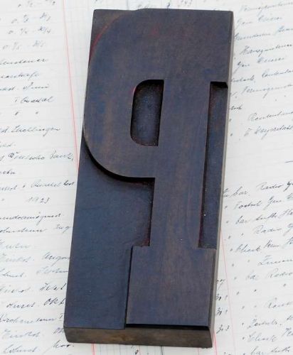 Huge letter &#034;P&#034; -  7.09&#034; letterpress wood printing block vintage wooden type