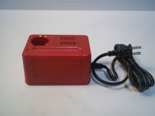 Milwaukee 48-59-0180 48590180 battery charger 120 vac input 60 hz 100 ma for sale