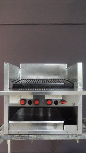 Used 24&#034; magi glow rmb2400 char broiler grill for sale