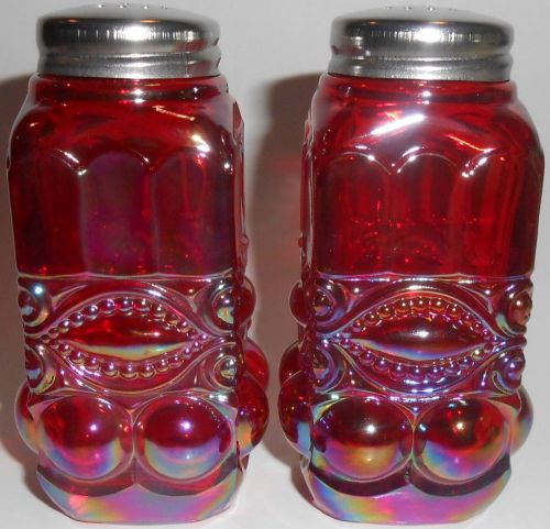 pair of Ruby Red Carnival glass salt and pepper shakers set eyewinker pattern NR