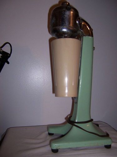 vintage arnold hamilton beach drink master model 17 jadite milk shake malt mixer