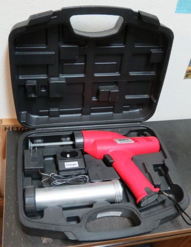 Ccg102-c 7.2v cordless caulking gun with battery &amp; charger -  like n (1058557-1) for sale