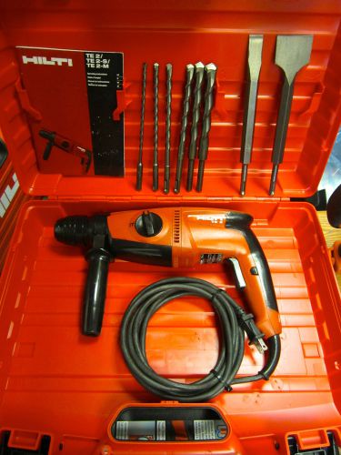 HILTI TE 2 DRILL, MINT CONDITION, PREOWNED, FREE EXTRAS, STRONG, FAST SHIPPING